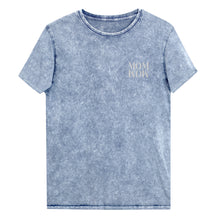 Lade das Bild in den Galerie-Viewer, MOM WOW Stick - Used Denim T-Shirt (mehr Farben)